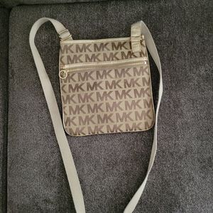 Spacious designer bag